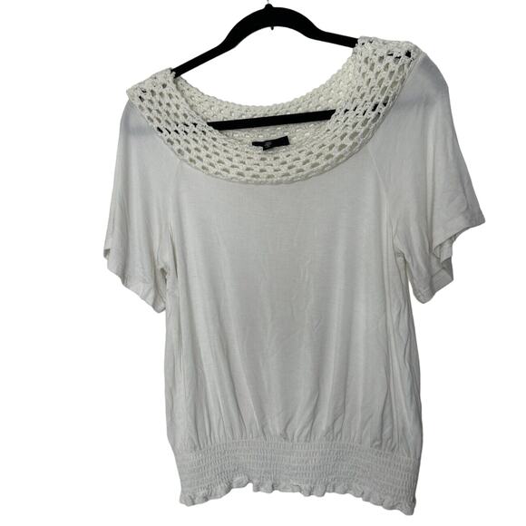 Jessica Simpson Tops - Jessica Simpson Women's Stefan Lace Shoulder Hugger Smock Hem Top Gardenia Sz M